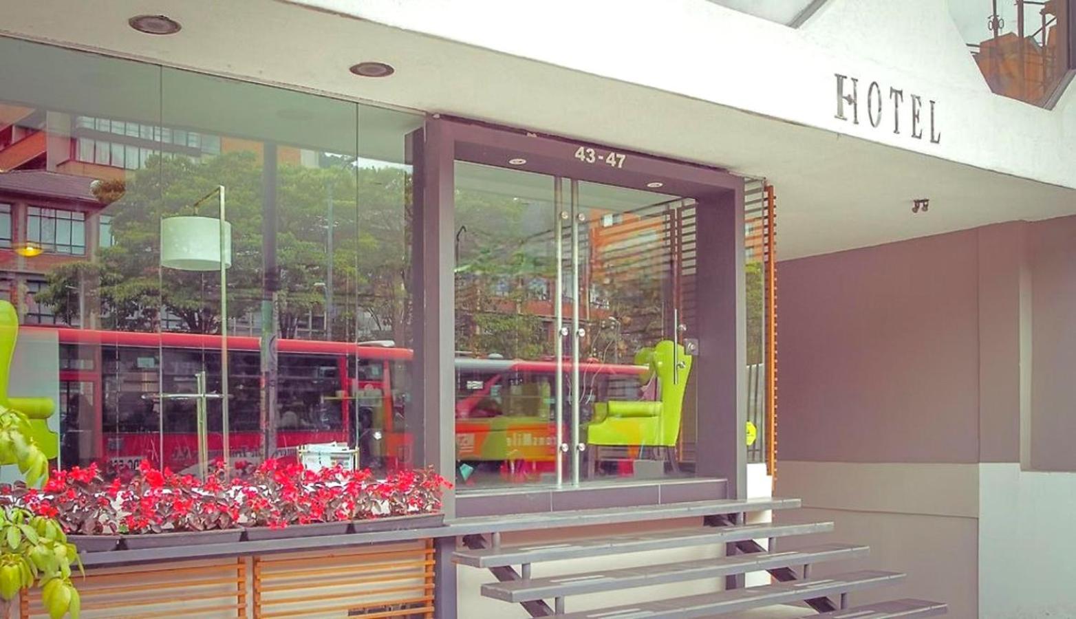 Hotel Silver Javeriana By Hospedium Bogota Buitenkant foto