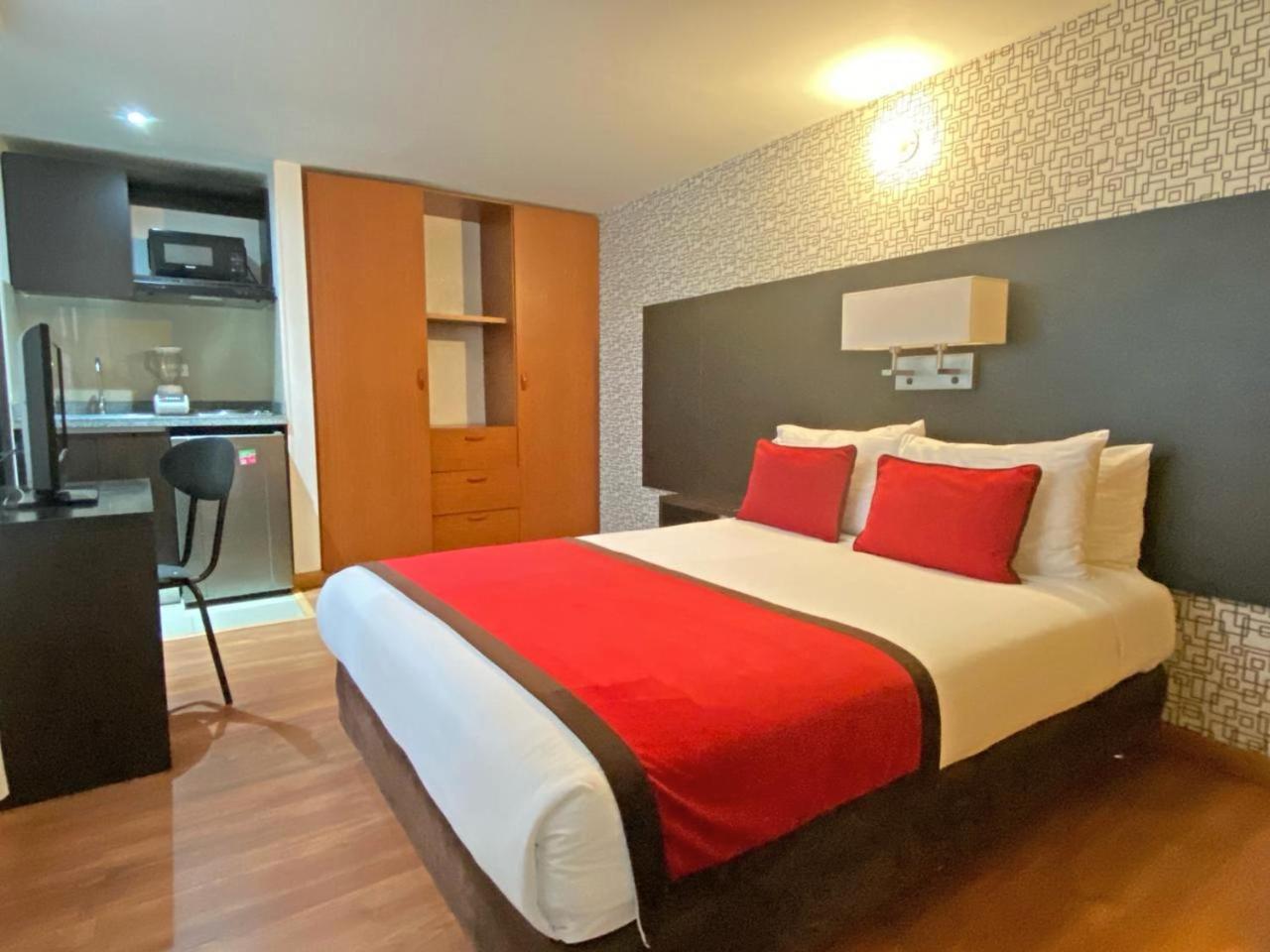 Hotel Silver Javeriana By Hospedium Bogota Buitenkant foto