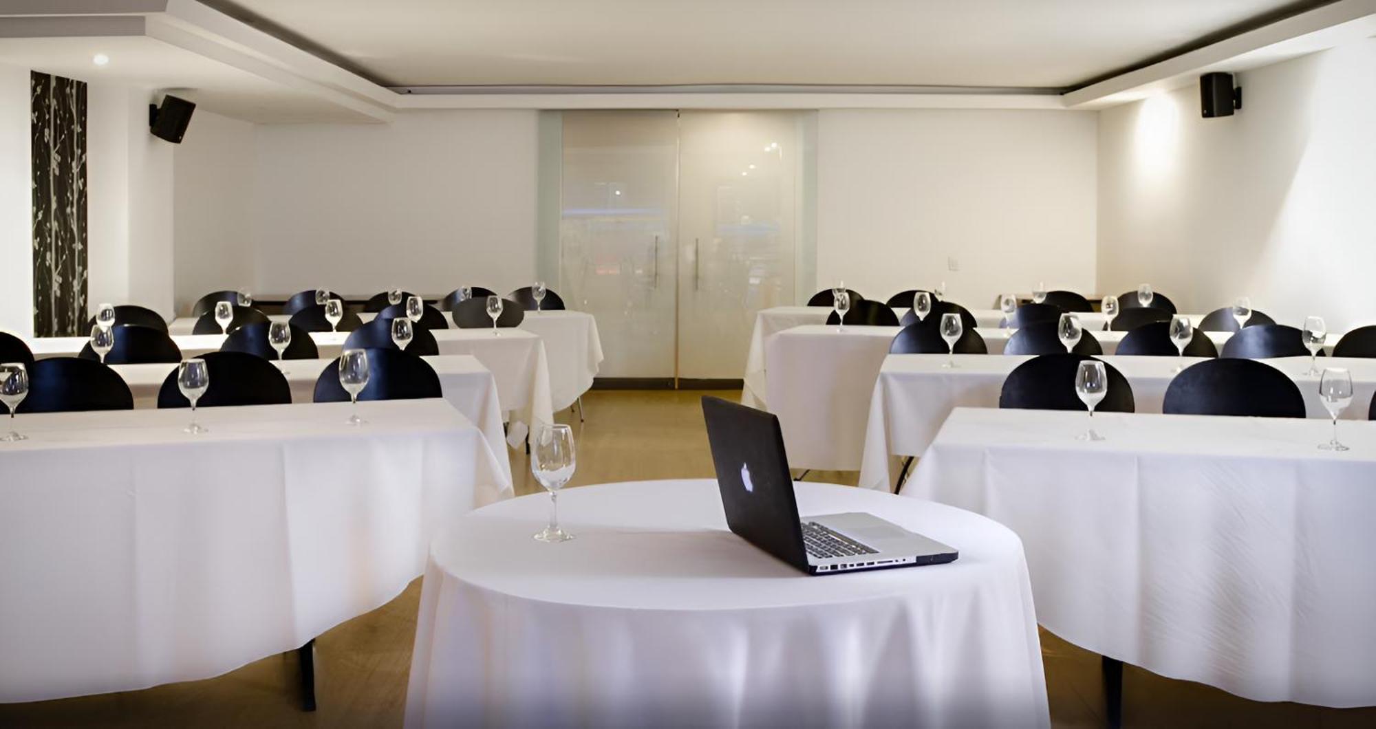 Hotel Silver Javeriana By Hospedium Bogota Buitenkant foto